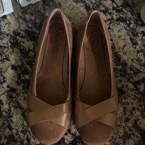 Vionic Women's Brown Flats with Gold Straps